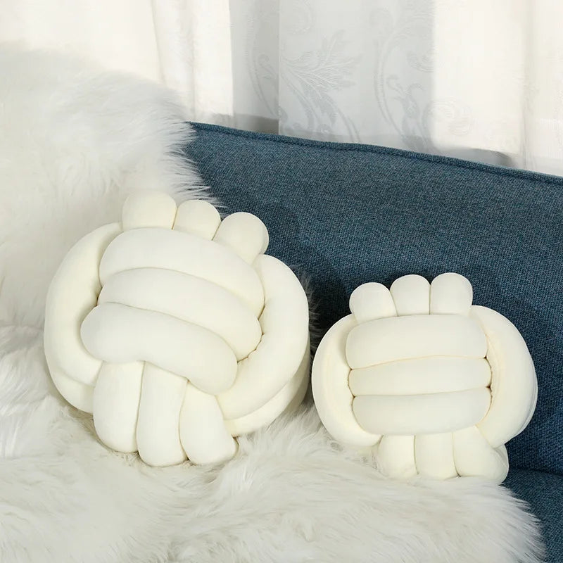 Coussin – Boule Décorative Nouée Douillette