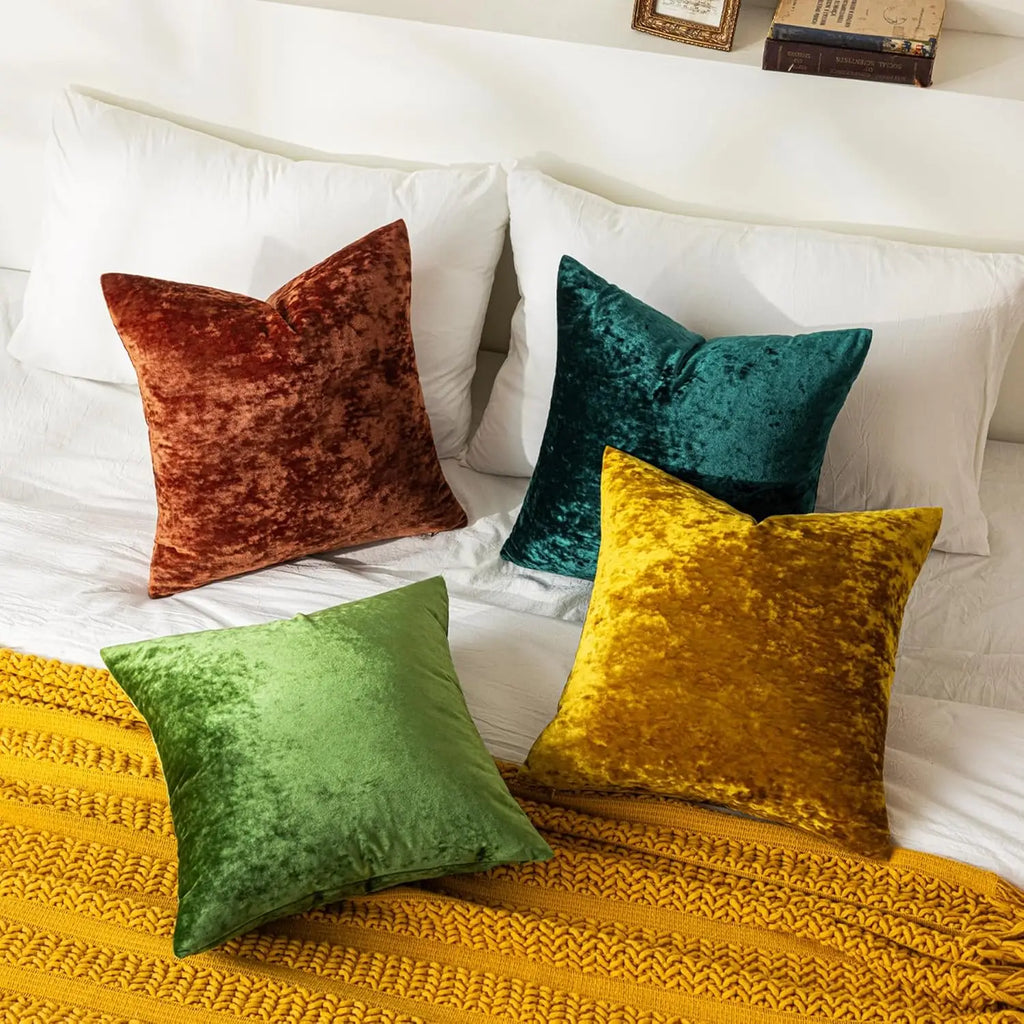 Coussin Déco Noël : Velours Rouge, Vert, Or Vintage