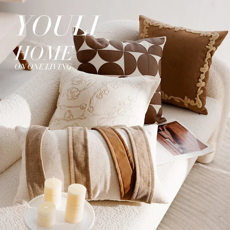 Coussin décoratif : Luxe léger, style français