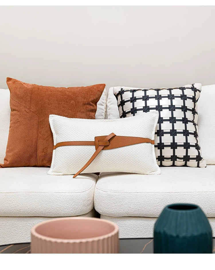 Coussin décoratif : marron, style luxe gaufré