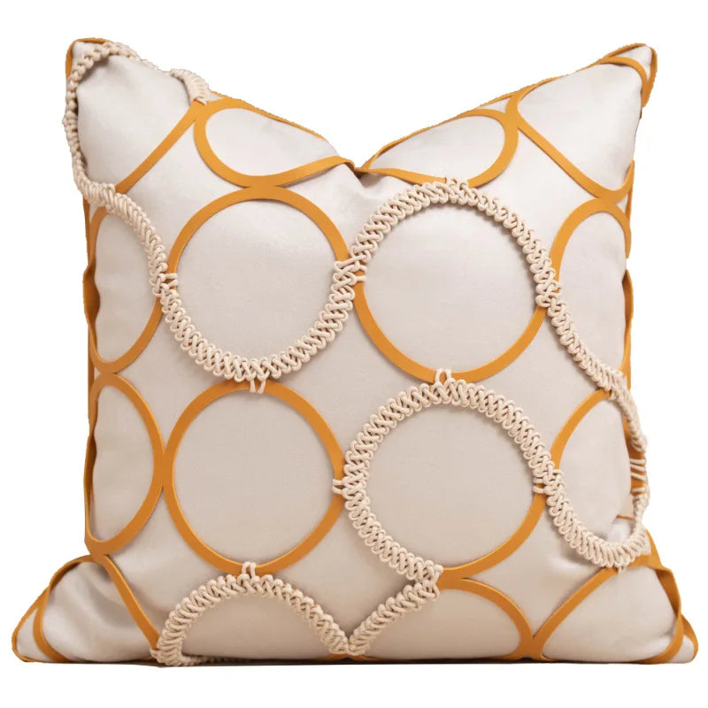 Coussin décoratif : suédine orange, touche luxe
