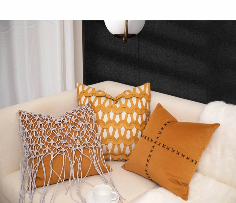 Coussin décoratif : suédine orange, touche luxe