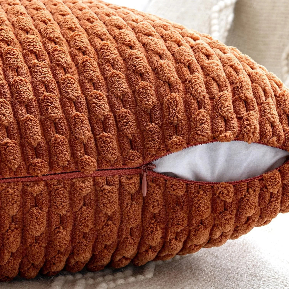 coussin raye terracotta