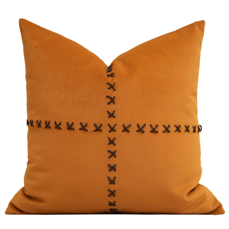 Coussin décoratif : suédine orange, touche luxe