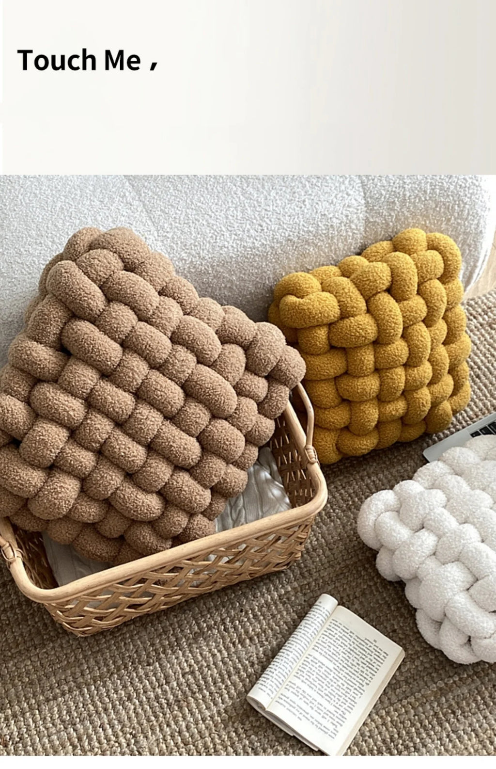 Coussin Nœud : Douceur Nordique en Polaire Berbère