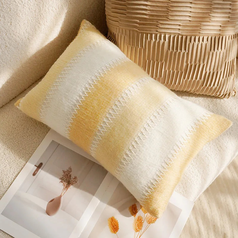 Coussin Déco : Luxe Vintage Français Marron