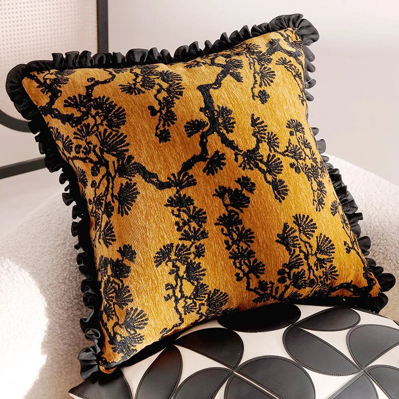Coussin : Luxe Vintage Marron Élégant