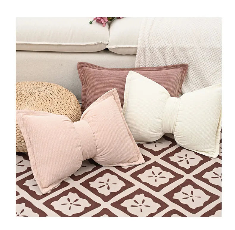 Coussin : Housse Velours Côtelé Nœud, Luxe Princesse