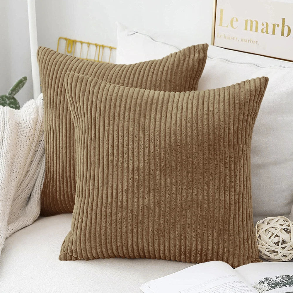 Coussin – Housse Carrée Poilue Rayée Bohème