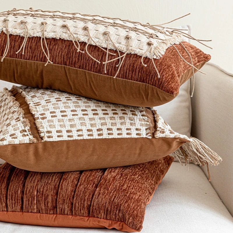 Coussin : Housse décorative à pompons haut de gamme