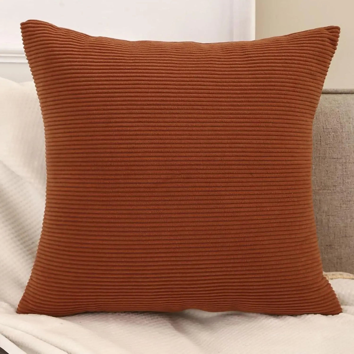 Coussin : Velours Côtelé, Confort Personnalisé pour Tout Siège