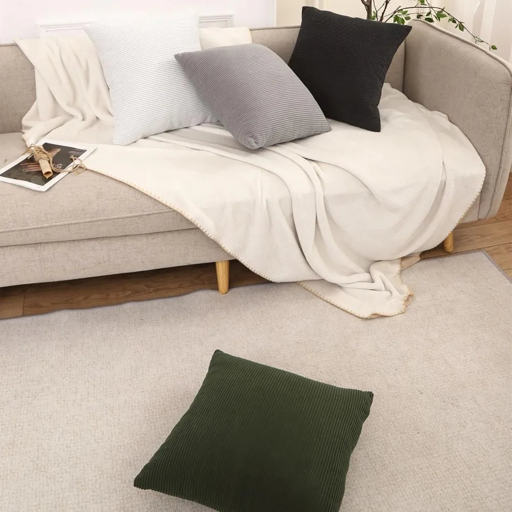 Coussin : Velours Côtelé, Confort Personnalisé pour Tout Siège